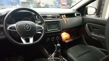 Renault Duster 2021 года, 141 946 км - вид 5