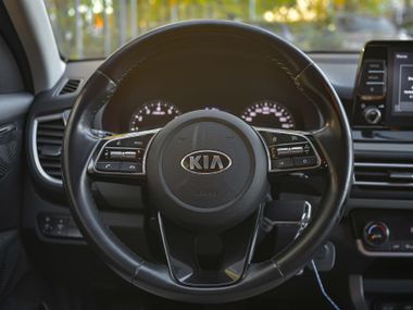 Kia Seltos 2020 года, 80 946 км - вид 7