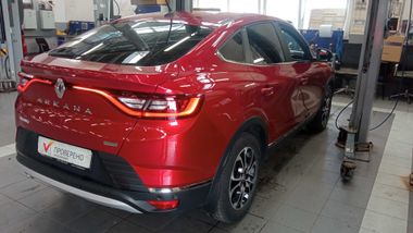 Renault Arkana 2020 года, 73 029 км - вид 4