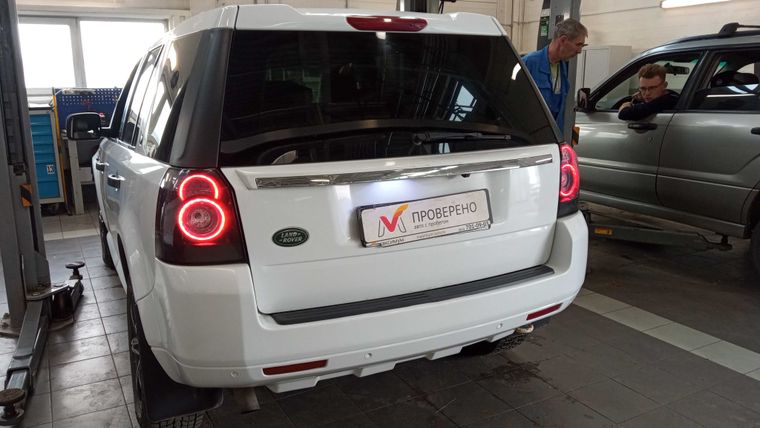 Land Rover Freelander 2011 года, 186 475 км - вид 4