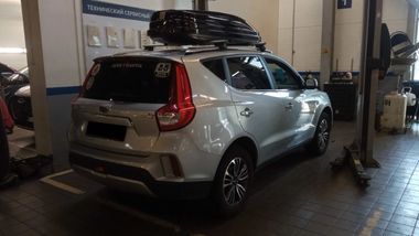 Geely Emgrand X7 2018 года, 74 296 км - вид 3