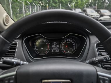 Geely Emgrand X7 2018 года, 74 296 км - вид 5