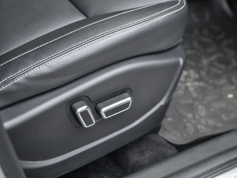 Geely Emgrand X7 2018 года, 74 296 км - вид 17