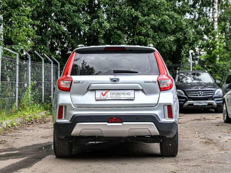 Geely Emgrand X7 2018 года, 74 296 км - вид 4