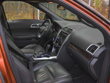 Ford Explorer 2014 года, 260 000 км - вид 14