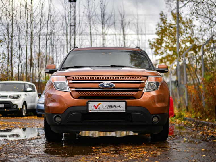 Ford Explorer 2014 года, 260 000 км - вид 3