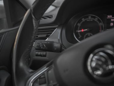 Skoda Rapid 2018 года, 222 000 км - вид 6