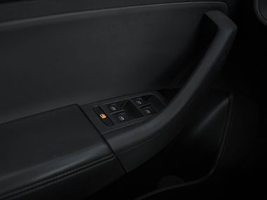 Skoda Rapid 2018 года, 222 000 км - вид 10