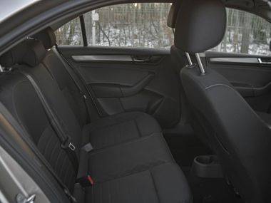 Skoda Rapid 2018 года, 222 000 км - вид 13