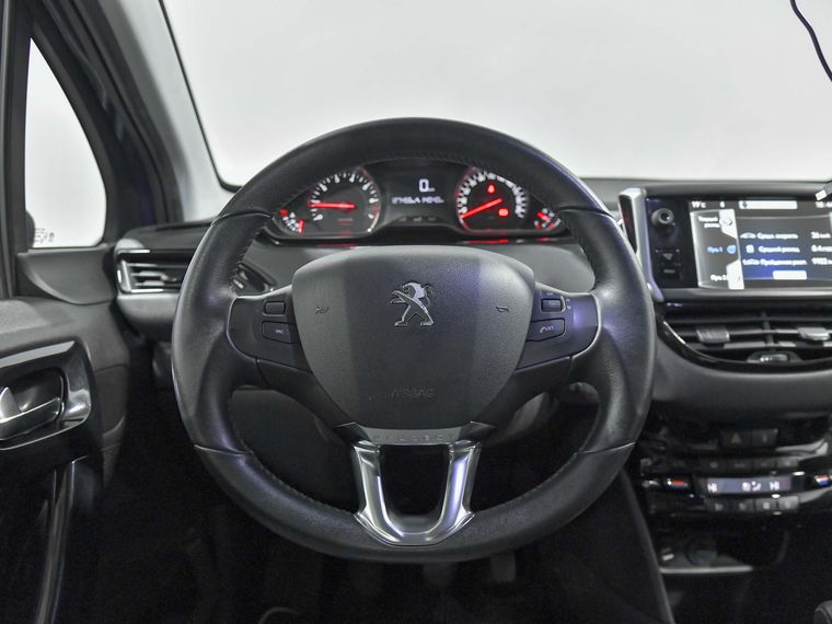 Peugeot 208 2013 года, 127 454 км - вид 8