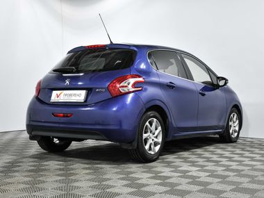 Peugeot 208 2013 года, 127 454 км - вид 4