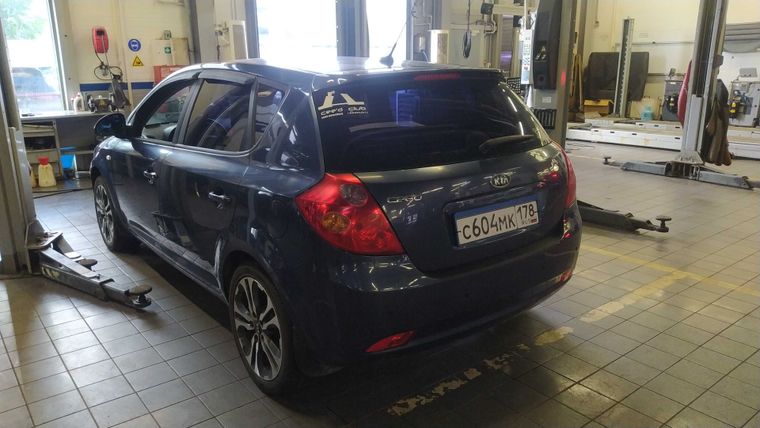 Kia Ceed 2009 года, 147 500 км - вид 4