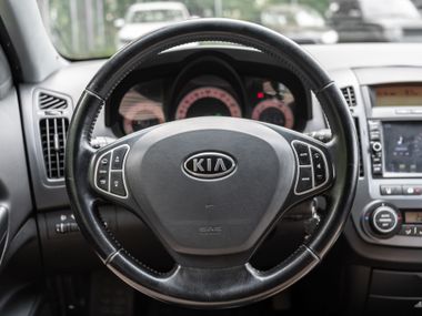 KIA Ceed 2009 года, 147 500 км - вид 7