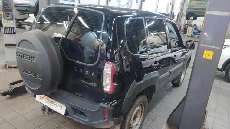 ВАЗ (LADA) Niva Travel 2023 года, 45 082 км - вид 3