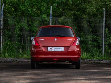 Suzuki Swift 2013 года, 192 483 км - вид 4