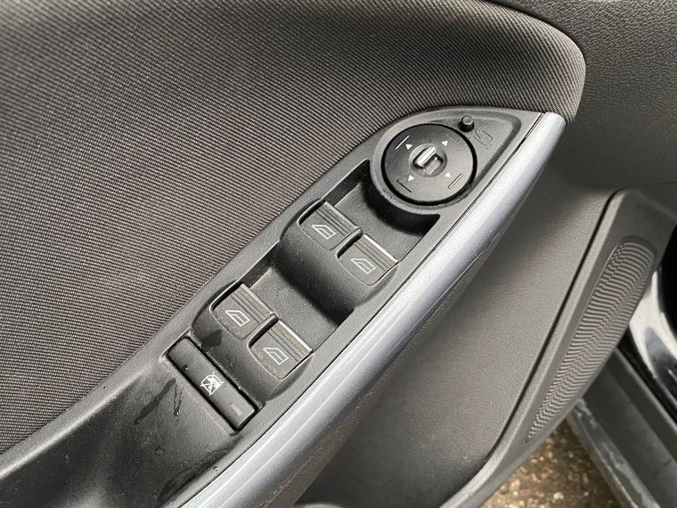 Ford Focus 2014 года, 142 937 км - вид 14