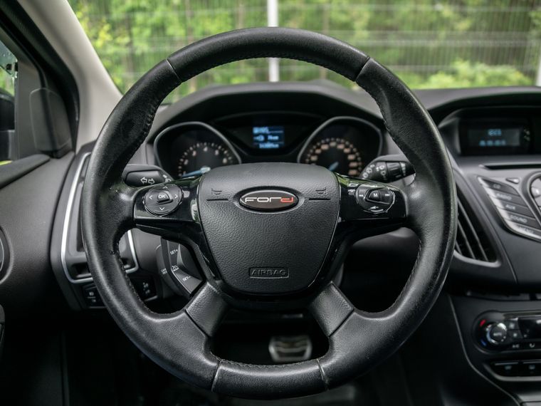 Ford Focus 2014 года, 142 937 км - вид 6