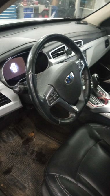 Geely Atlas 2018 года, 140 583 км - вид 5