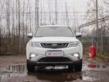 Geely Atlas 2018 года, 140 583 км - вид 3