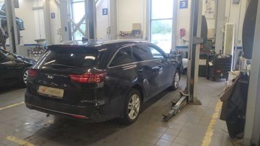KIA Ceed 2020 года, 142 712 км - вид 3