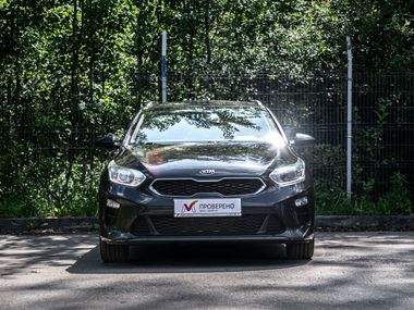 KIA Ceed 2020 года, 142 712 км - вид 3