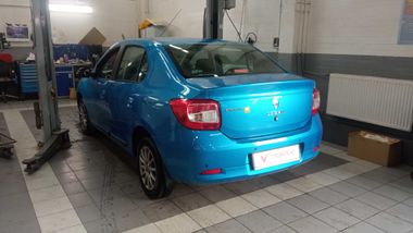 Renault Logan 2014 года, 80 282 км - вид 4