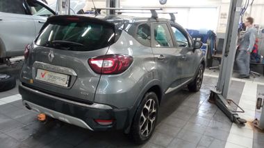 Renault Kaptur 2018 года, 119 303 км - вид 4