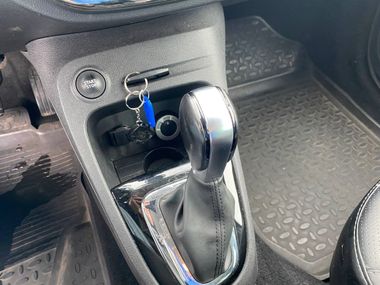 Renault Kaptur 2018 года, 119 303 км - вид 12