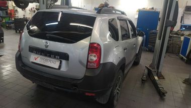 Renault Duster 2013 года, 218 264 км - вид 3