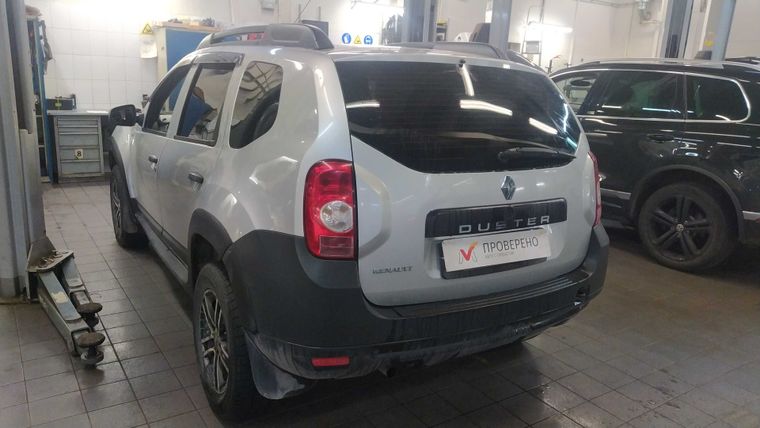 Renault Duster 2013 года, 218 264 км - вид 4