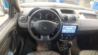 Renault Duster 2013 года, 218 264 км - вид 5