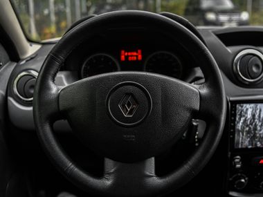 Renault Duster 2013 года, 218 264 км - вид 6