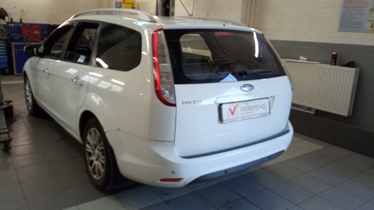 Ford Focus 2010 года, 202 000 км - вид 4