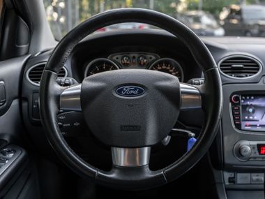 Ford Focus 2010 года, 202 000 км - вид 6