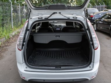 Ford Focus 2010 года, 202 000 км - вид 13