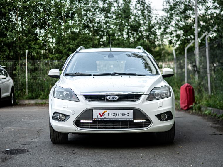 Ford Focus 2010 года, 202 000 км - вид 3