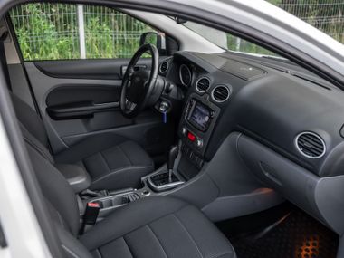 Ford Focus 2010 года, 202 000 км - вид 12