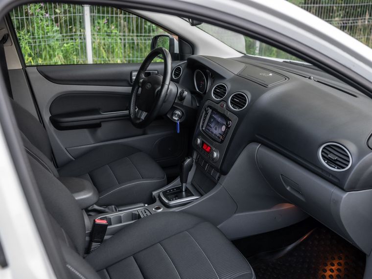 Ford Focus 2010 года, 202 000 км - вид 12