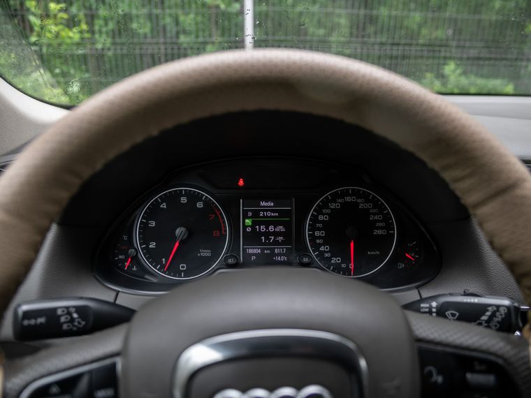 Audi Q5 2012 года, 186 727 км - вид 5