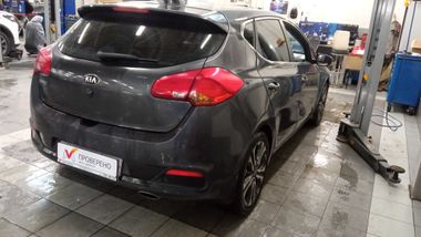 KIA Ceed 2014 года, 95 491 км - вид 3