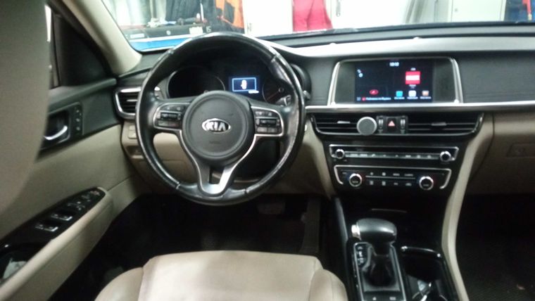 KIA Optima 2018 года, 150 412 км - вид 5
