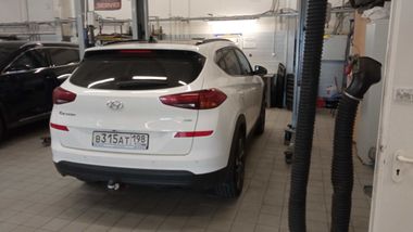 Hyundai Tucson 2018 года, 169 802 км - вид 3