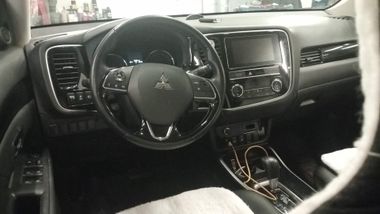 Mitsubishi Outlander 2019 года, 62 330 км - вид 5