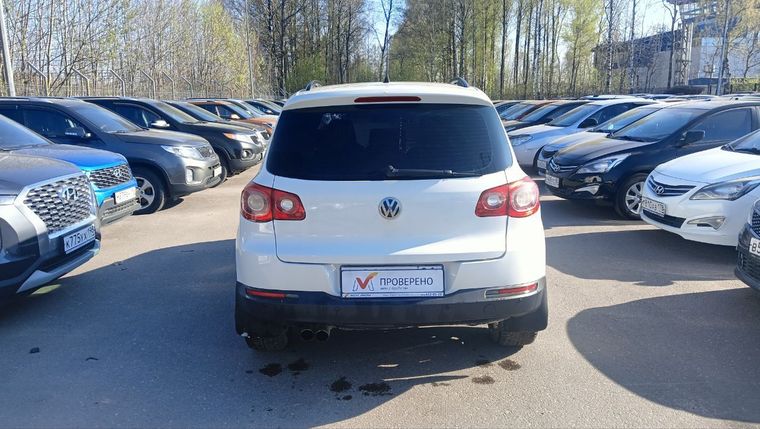 Volkswagen Tiguan 2009 года, 179 458 км - вид 5