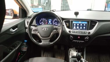 Hyundai Solaris 2017 года, 84 427 км - вид 5