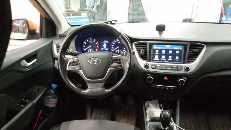 Hyundai Solaris 2017 года, 84 427 км - вид 5