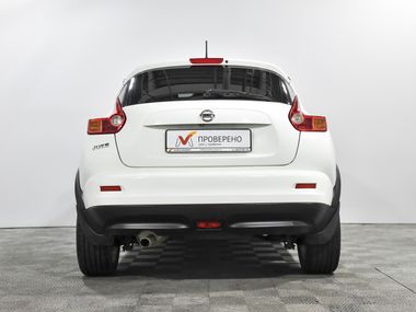 Nissan Juke 2011 года, 257 860 км - вид 5