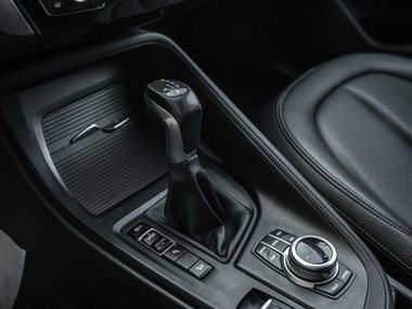 BMW X1 2017 года, 146 551 км - вид 9