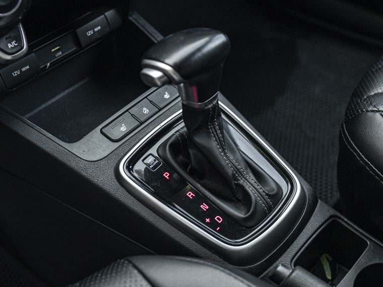 Kia Rio 2021 года, 128 000 км - вид 9