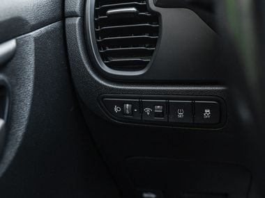 Kia Rio 2021 года, 128 000 км - вид 11